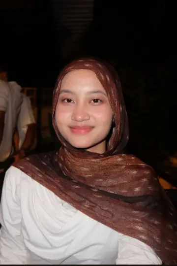 Photo Raisha Sabrina #451309