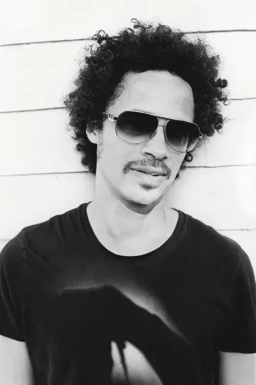 Photo Eagle-Eye Cherry #58155
