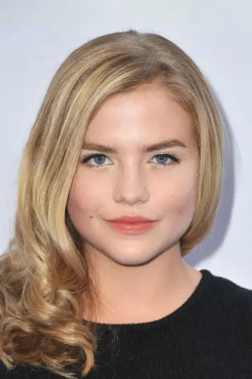 Photo Maddie Hasson #119252