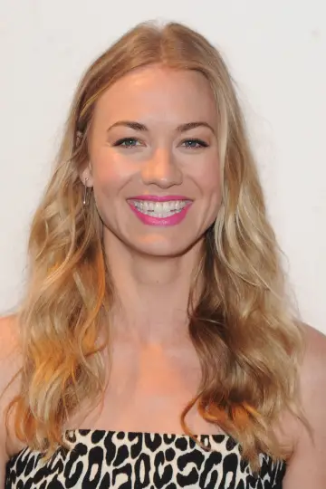 Photo Yvonne Strahovski #15073