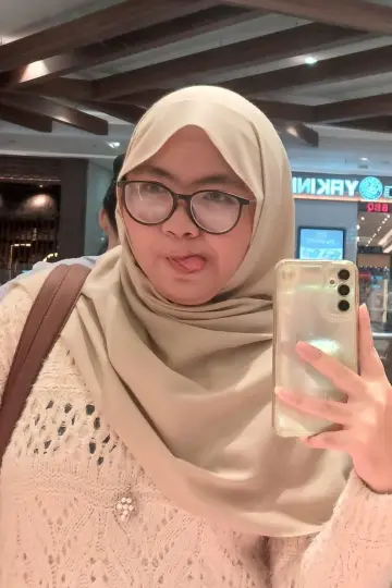 Photo Fauziah Kamila #442916