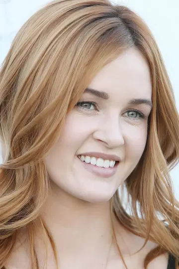 Photo Ambyr Childers #80863