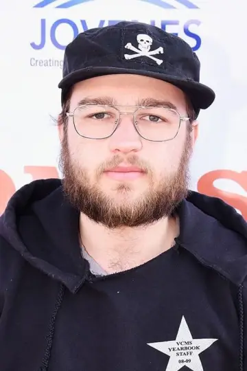 Photo Angus T. Jones #104395
