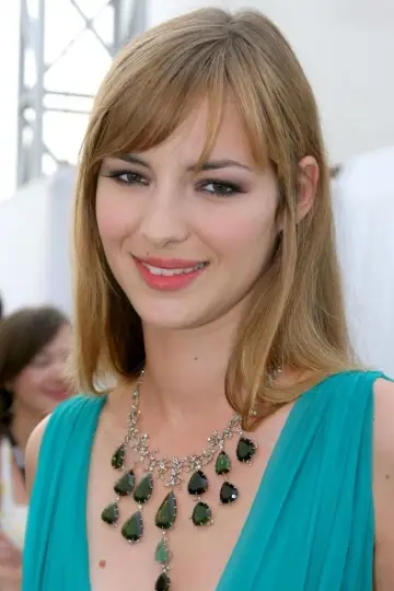 Photo Louise Bourgoin #94228