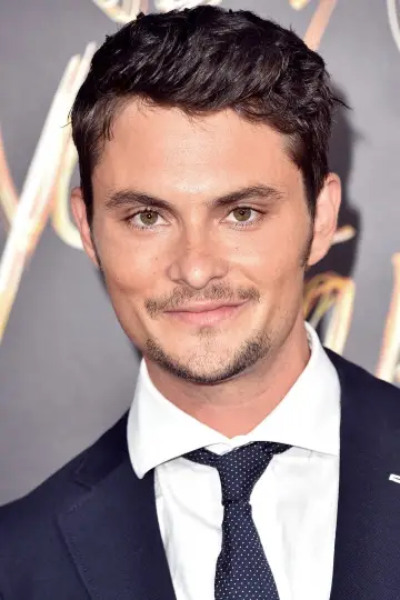 Photo Shiloh Fernandez #24635