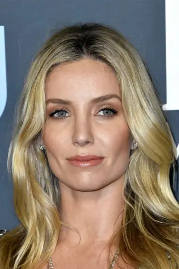 Photo Annabelle Wallis #31676