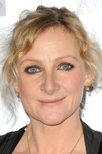 Photo Lesley Sharp #103033