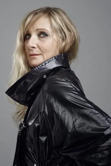 Photo Lesley Sharp #103034