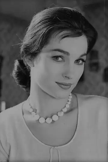 Photo Shirley Anne Field #125029