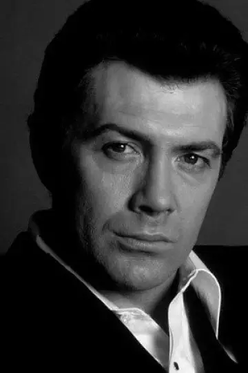 Photo Lewis Collins #542466