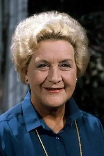 Photo Mollie Sugden #288125