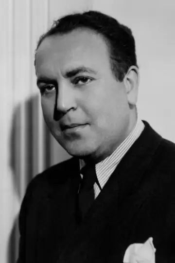 Photo Val Lewton #334273