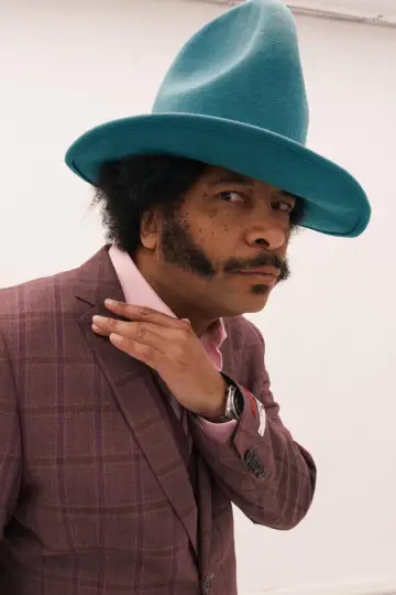 Photo Boots Riley #402176