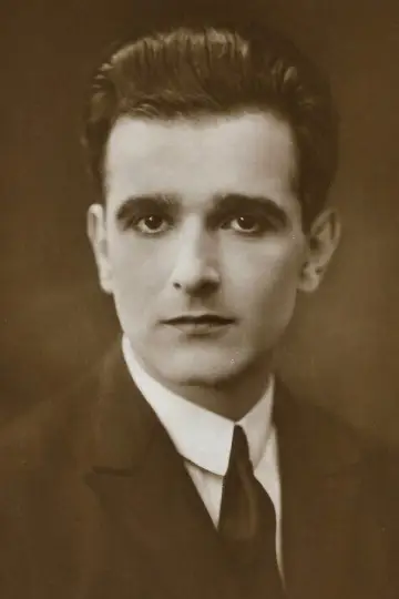 Photo Ernst Winar #490495