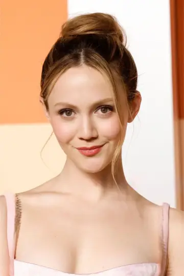 Photo Iris Apatow #329693