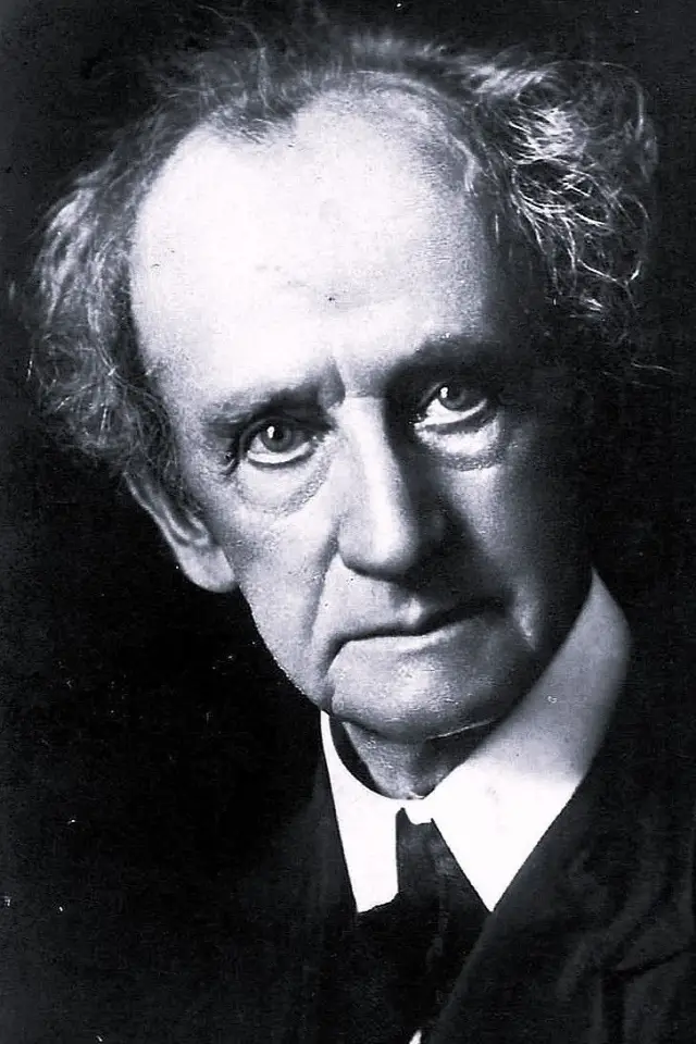 Photo W. Chrystie Miller