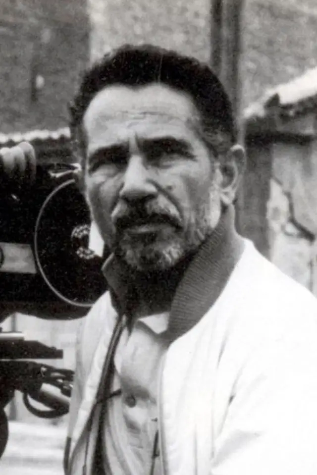 Photo Dinos Katsouridis