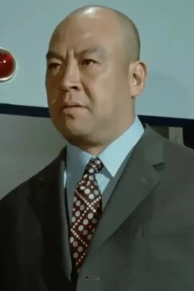 Photo Hitoshi Ōmae