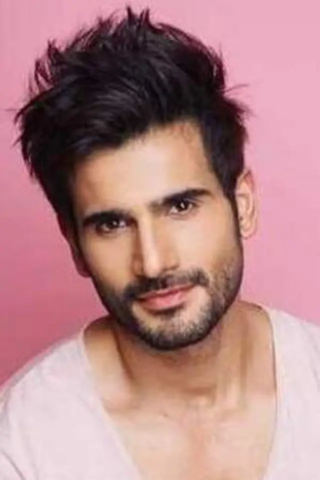 Photo Karan Tacker