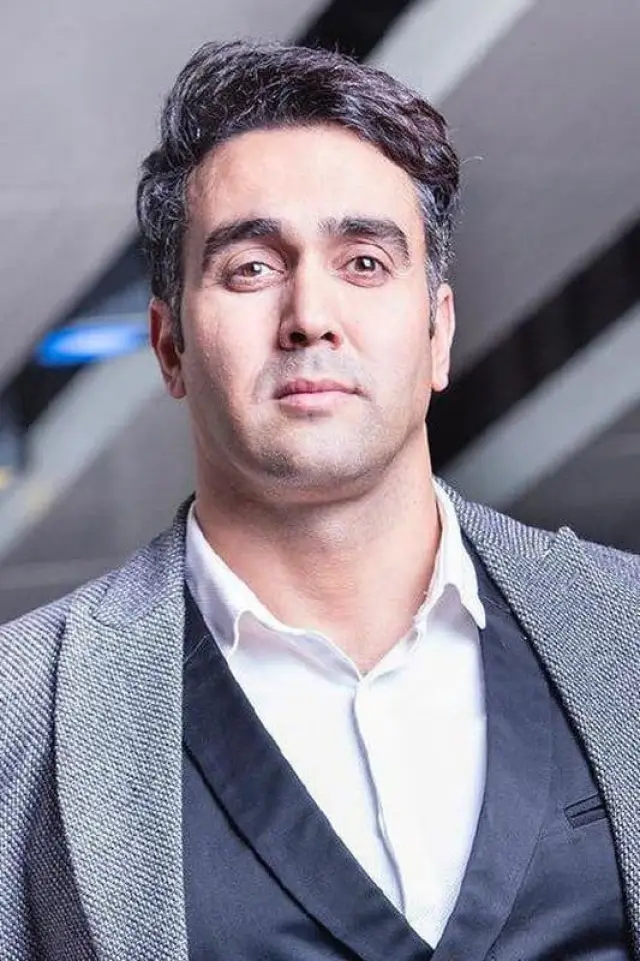 Photo Pouria Poursorkh