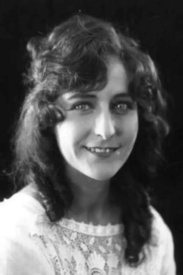 Photo Alma Hinding