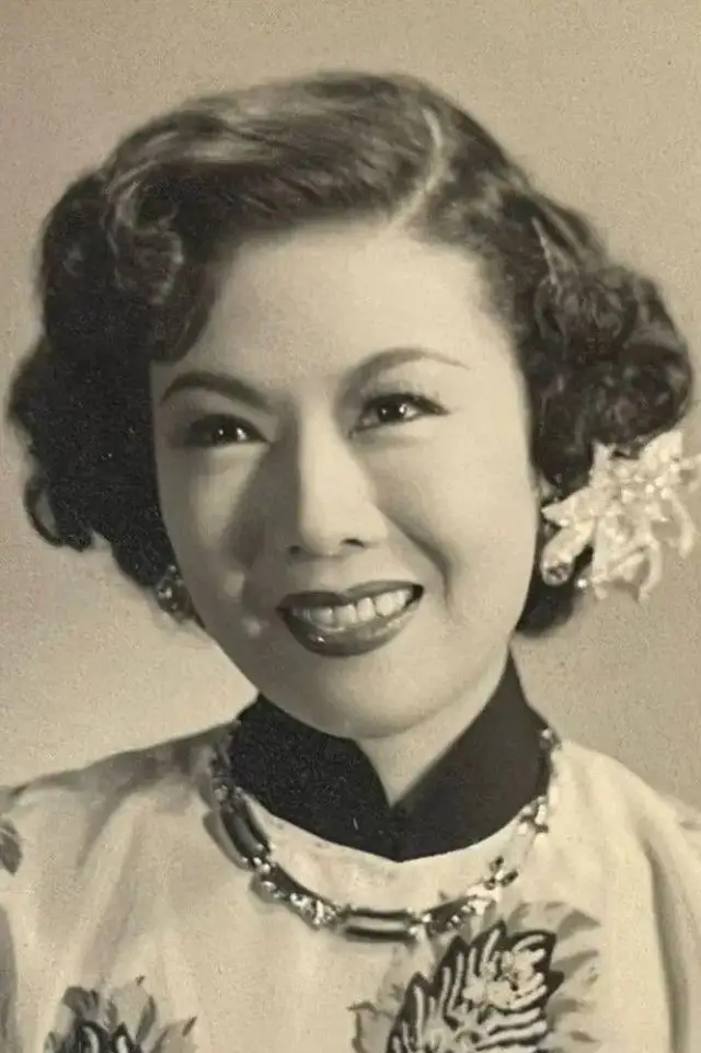 Photo Ou-Yang Sha-Fei