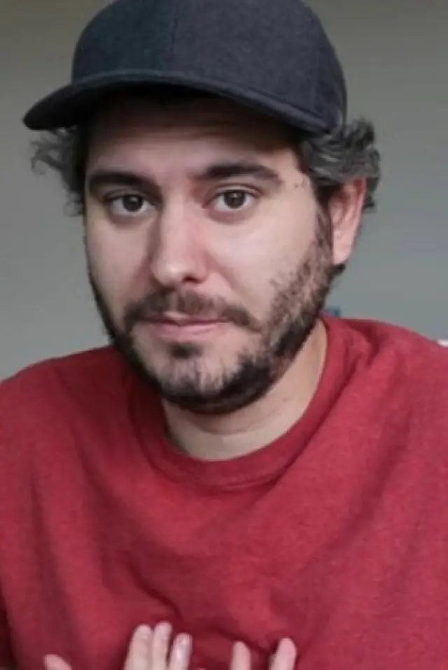 Photo Ethan Klein