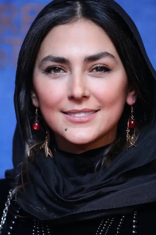 Photo Hoda Zeinolabedin