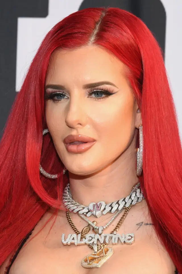 Photo Justina Valentine