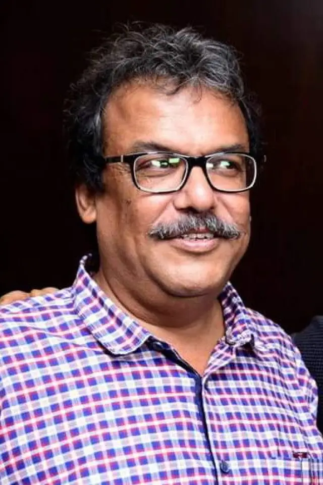 Photo Aniket Chattopadhyay