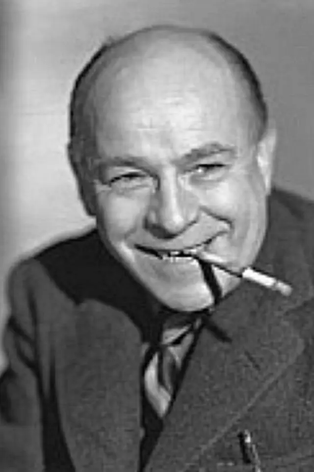 Photo Marcel Varnel