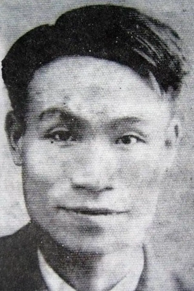Photo Vũ Trọng Phụng