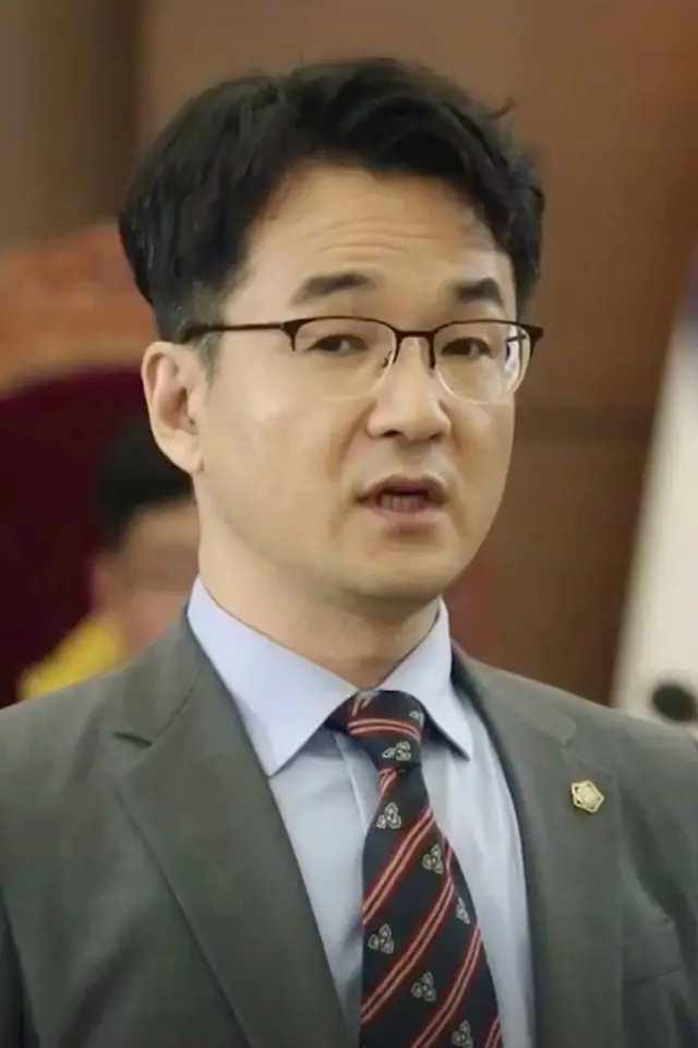 Photo Kim Seong-yong