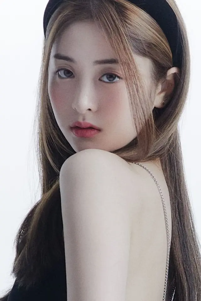 Photo Huh Yunjin