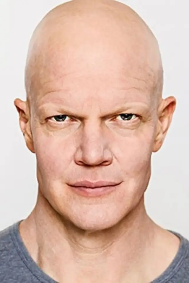 Photo Derek Mears
