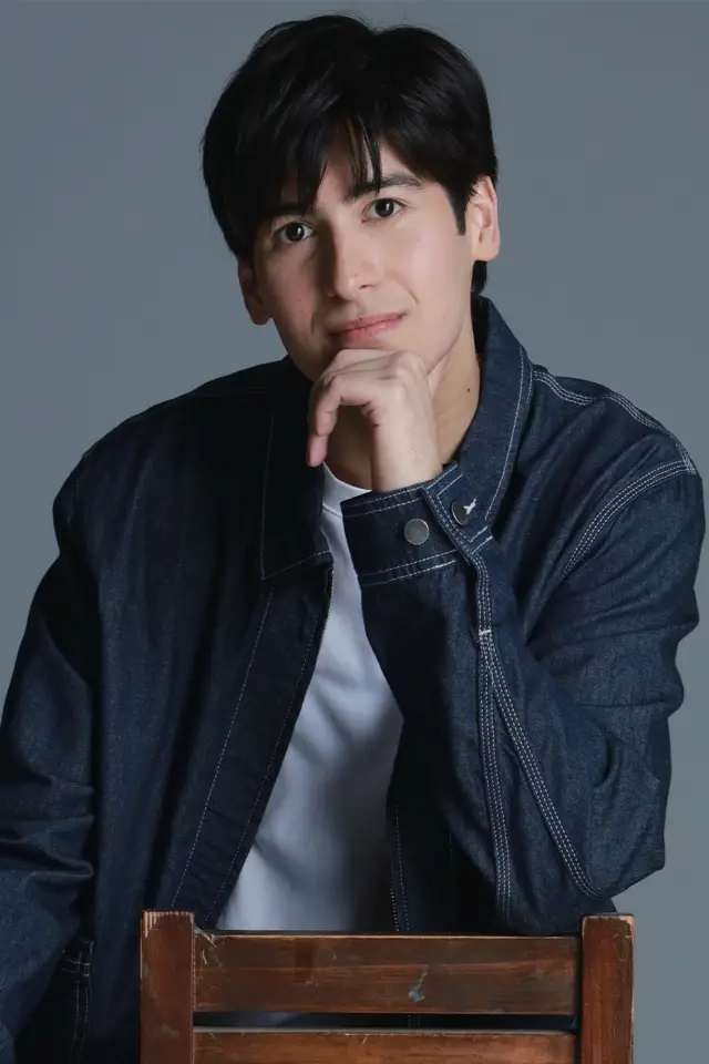 Photo Andres Muhlach