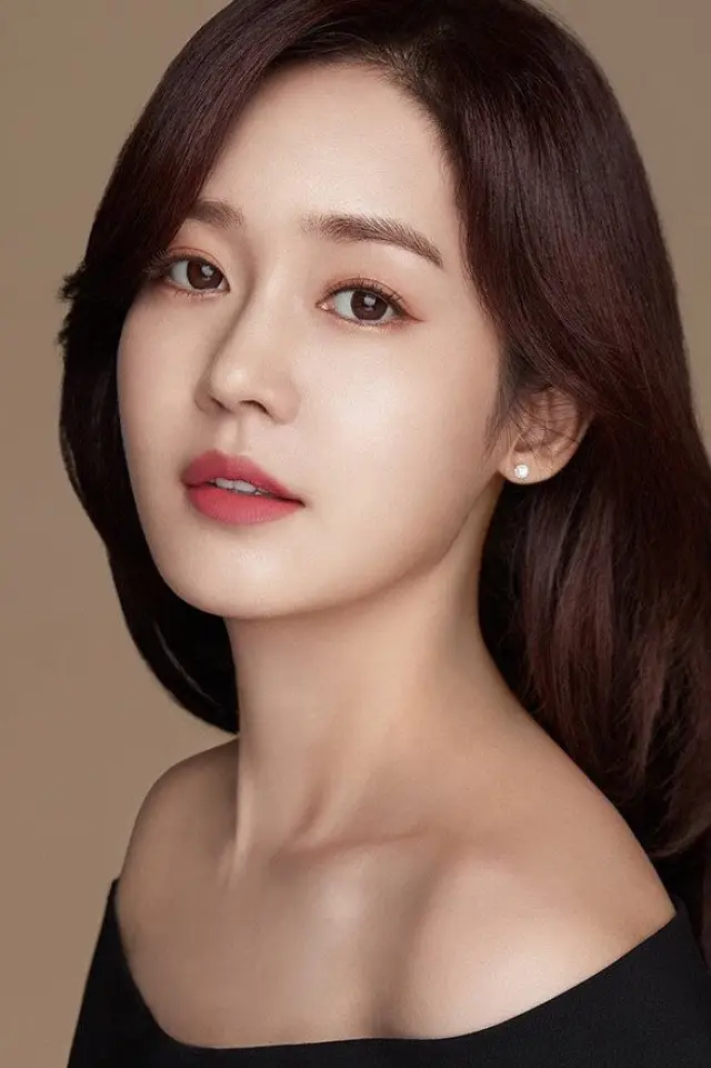 Photo Sung Yu-ri