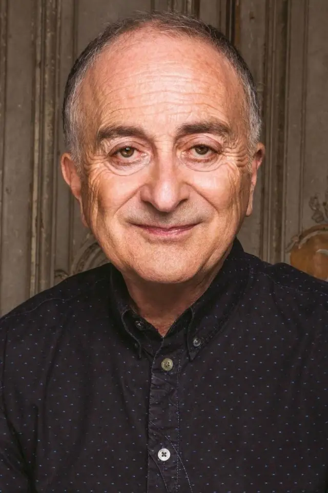 Photo Tony Robinson