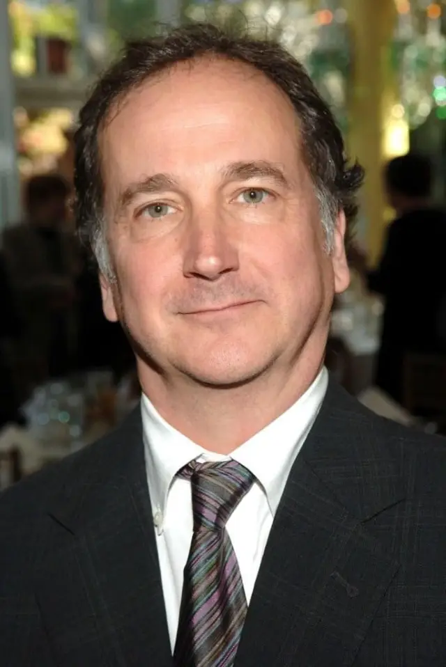 Photo Mark Linn-Baker