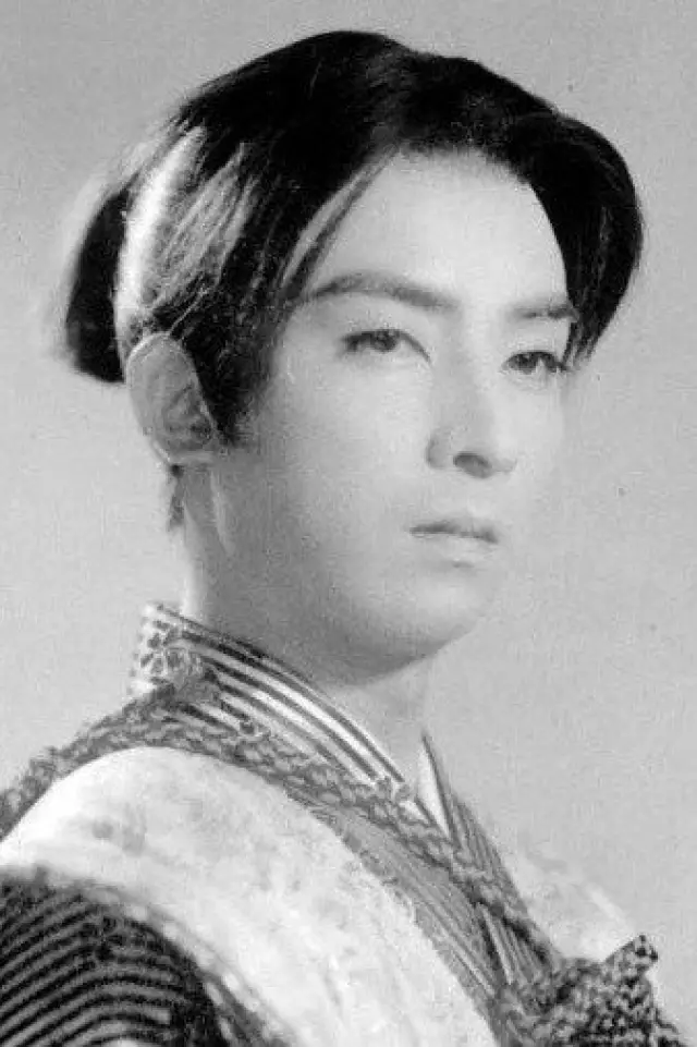 Photo Chiyonosuke Azuma