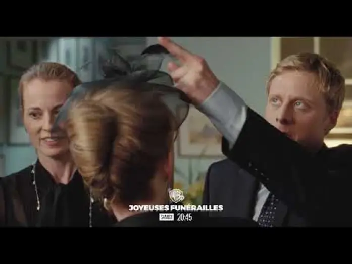 Video for the film Death at a Funeral — Joyeuses funérailles │Bande-annoince │Warner TV France