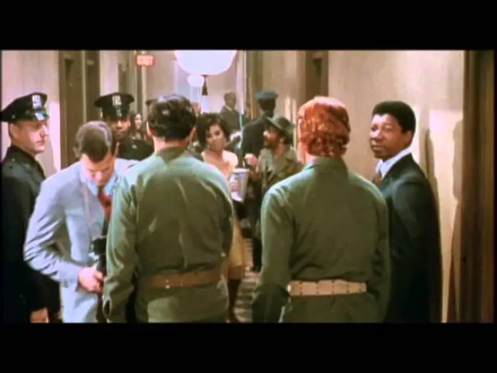 Video for the film Topaz — Topaz - Trailer