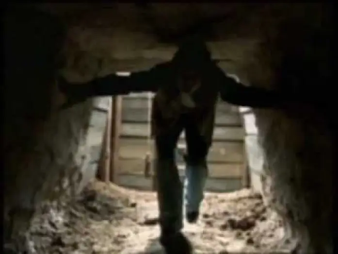 Video for the film The Tunnel — Der Tunnel - German Trailer
