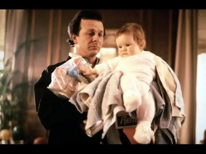 Video for the film Three Men and a Cradle — Das französische Original: DREI MÄNNER UND EIN BABY - Trailer (1985)