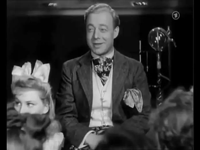 Video for the film The Punch Bowl — Feuerzangenbowle
