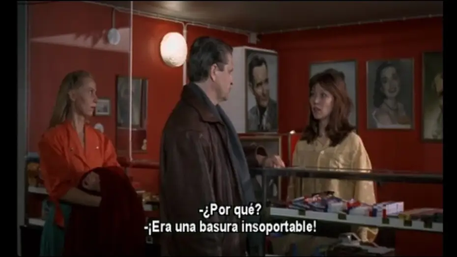 Video for the film Drifting Clouds — "Nubes pasajeras", de Aki Kaurismäki (secuencia del cine)