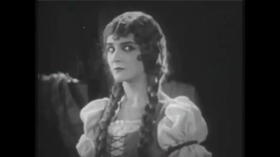 Video for the film The Phantom of the Opera — EL FANTASMA DE LA ÓPERA (Trailer, 1925), de Rupert Julian. El sonido del proyector, 2024.