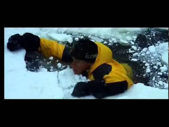 Video for the film Eight Below — Antartica, prisonniers du froid (2005) bande annonce