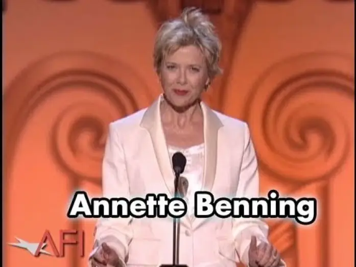 Video for the film The American President — Annette Benning On Working With Michael Douglas In THE AMERICAN PRESIDENT
