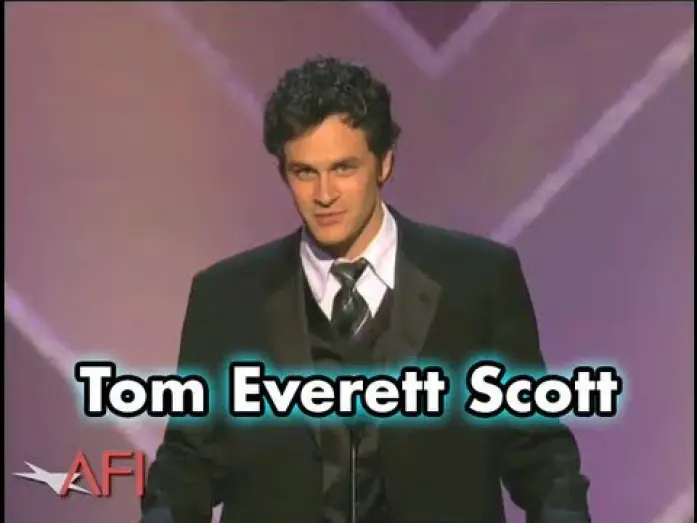 Video for the film That Thing You Do! — Tom Everett Scott On Tom Hanks And THAT THING YOU DO